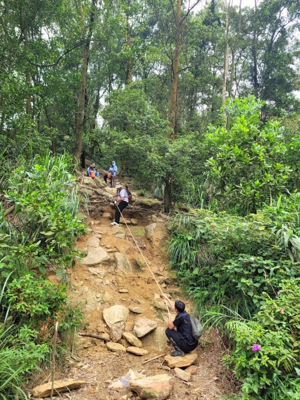 Chu Thien Homestay And Camping Hanoi Exteriör bild