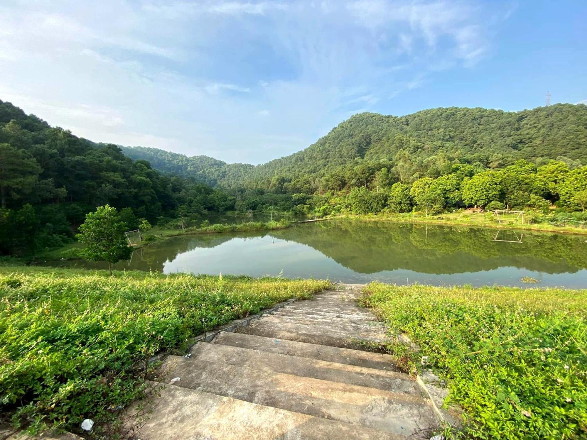 Chu Thien Homestay And Camping Hanoi Exteriör bild