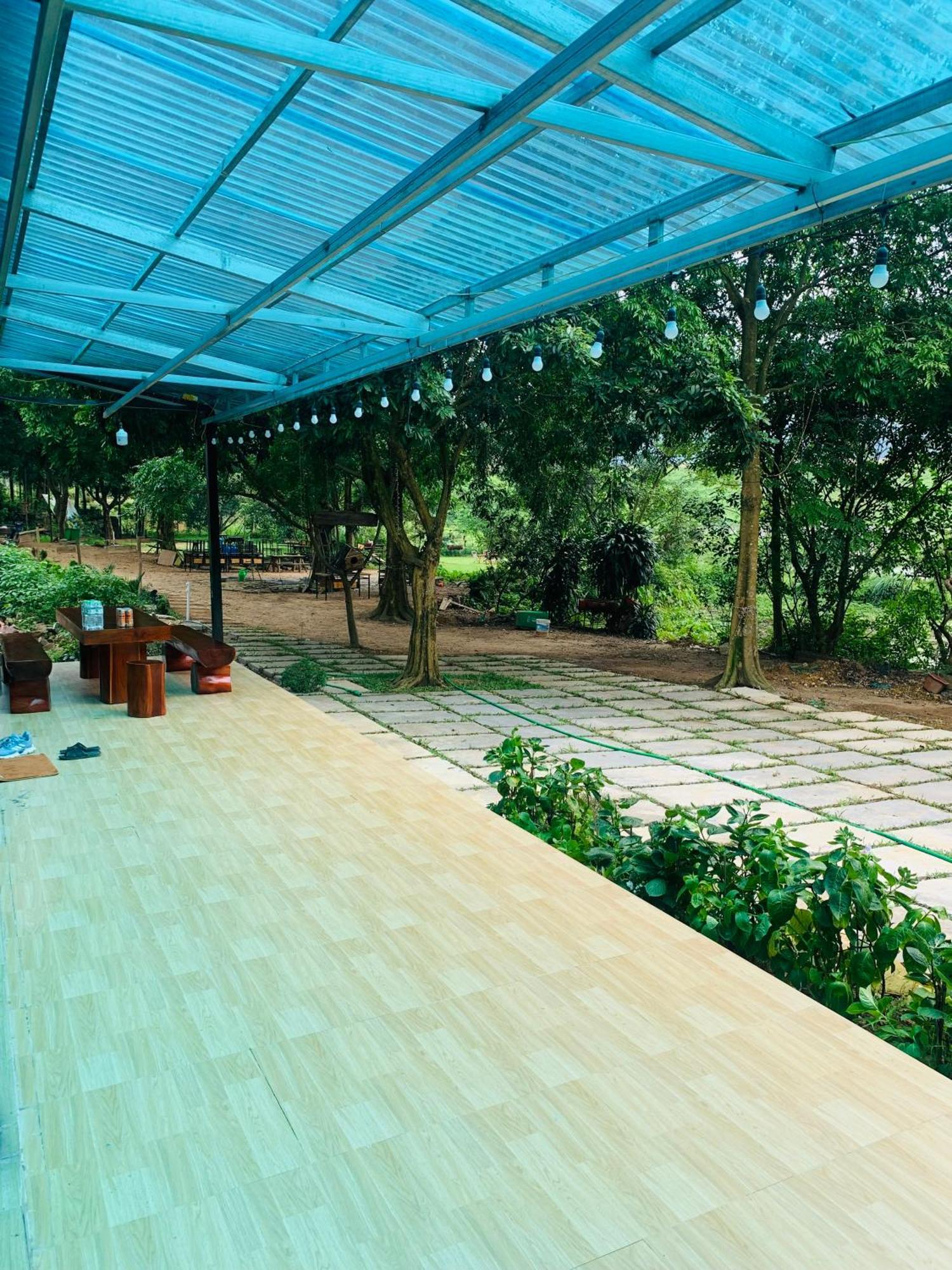 Chu Thien Homestay And Camping Hanoi Exteriör bild